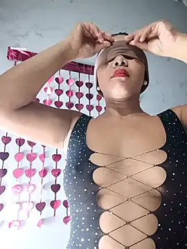 DIORA Latina online show from 03.24.26