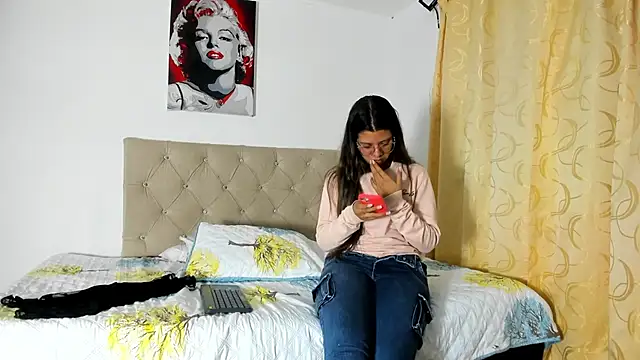 Vahiolet smith online show from 09.26.25