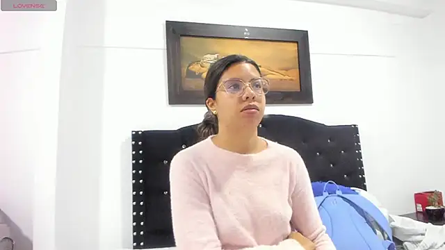 Vahiolet smith online show from 12.17.25