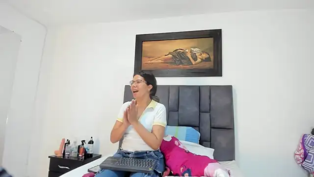 Vahiolet smith online show from 03.03.26