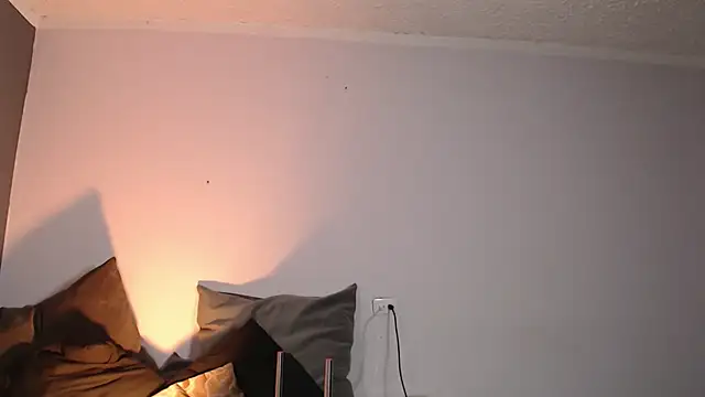 Miiaa wallace online show from 02.06.25