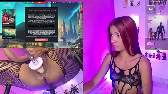 Snapshot of SofiRey_ chatting on 07.30.26 SofiRey online show from 07.30.26