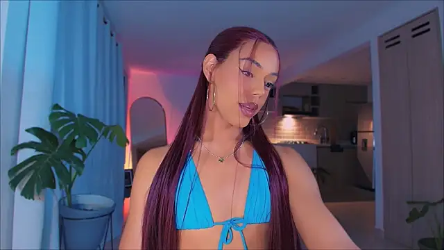  Miss Anna  online show from 12.04.25