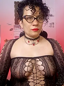 Snapshot of Daneshka_naughty chatting on 02.26.25 Daneshka naughty online show from 02.26.25