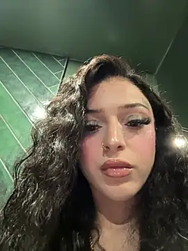 exoticmisfitt online show from 02.14.26