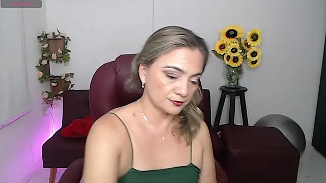 Ghada milf online show from 03.18.26