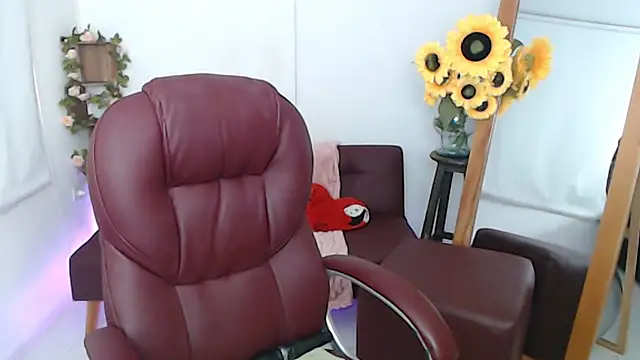 Snapshot of Ghada_milf chatting on 06.10.26 Ghada milf online show from 06.10.26