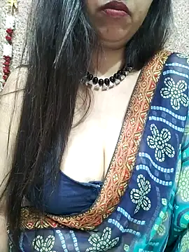 Snapshot of Aradhya-Sharma chatting on 02.12.25 Aradhya-Sharma online show from 02.12.25