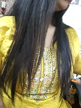 Snapshot of Aradhya-Sharma chatting on 02.18.25 Aradhya-Sharma online show from 02.18.25