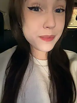 Peachy Dream online show from 12.18.24