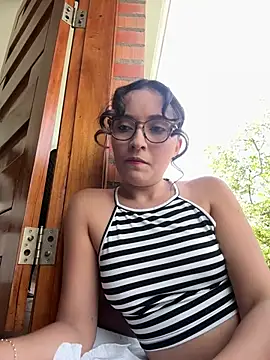 Snapshot of Penelope-Hot chatting on 06.26.26 Penelope-Hot online show from 06.26.26