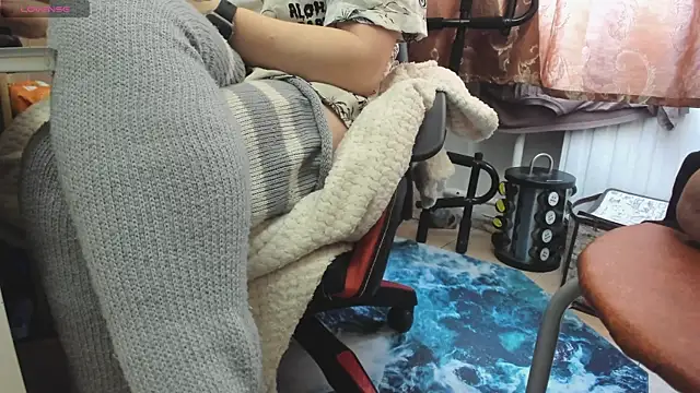 Snapshot of Queen_Sport chatting on 02.05.26 Queen Sport online show from 02.05.26