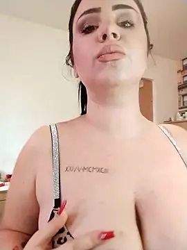 AdelinaJude online show from 03.14.25