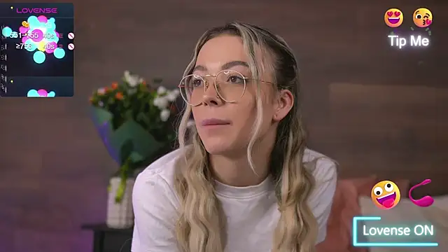 KylieJoyce online show from 01.10.25