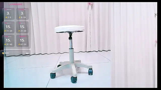 Aster Hoa online show from 12.01.25