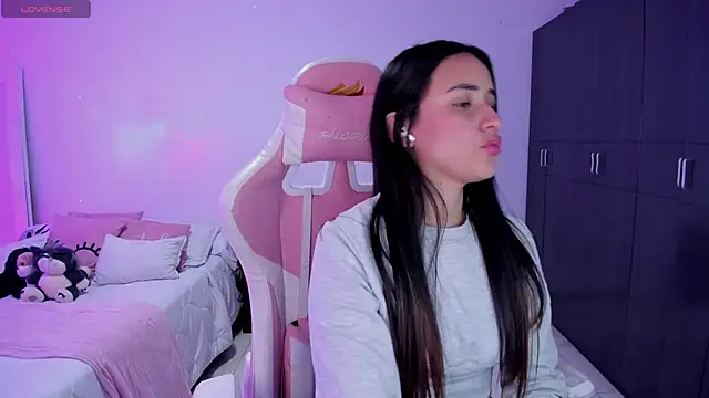 Tinylottie online show from 11.14.25