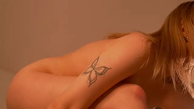 april blush online show from 02.26.25