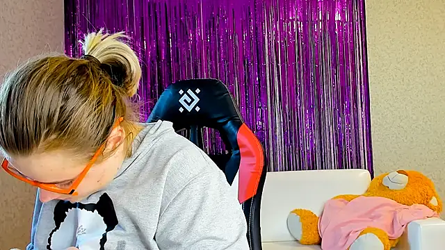 Seductive She Wolf online show from 03.07.25