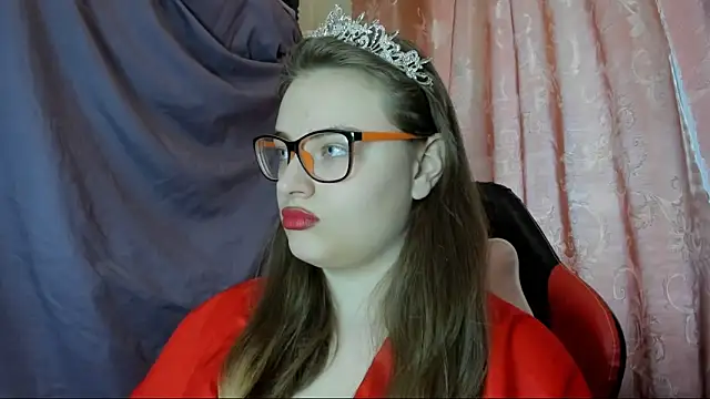 Snapshot of Seductive_She_Wolf chatting on 04.29.26 Seductive She Wolf online show from 04.29.26
