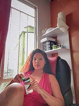 Snapshot of dannacoleman_ chatting on 12.30.24 dannacoleman online show from 12.30.24