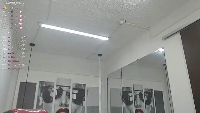 Snapshot of dannacoleman_ chatting on 03.05.25 dannacoleman online show from 03.05.25