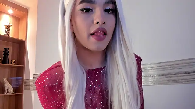 Sophia Cambpell online show from 04.08.26