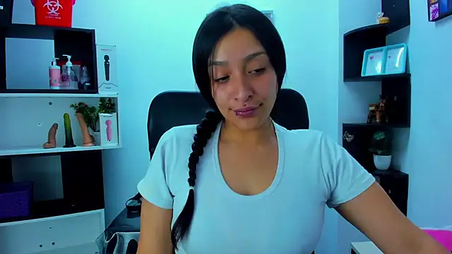 Snapshot of Sarah_Hornny chatting on 07.10.26 Sarah Hornny online show from 07.10.26