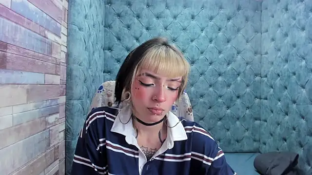 Samantha Smiith online show from 11.26.25