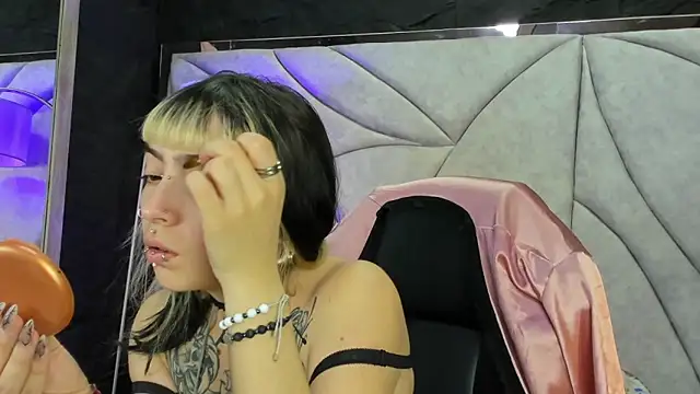 Samantha Smiith online show from 02.13.26