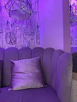 AbyThompson online show from 01.05.26