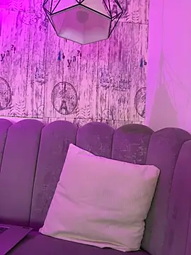 AbyThompson online show from 03.05.26