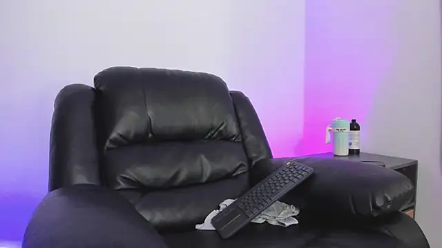 JamesGraay online show from 01.15.25