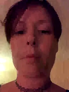 KatieBARBiE98 online show from 11.29.25