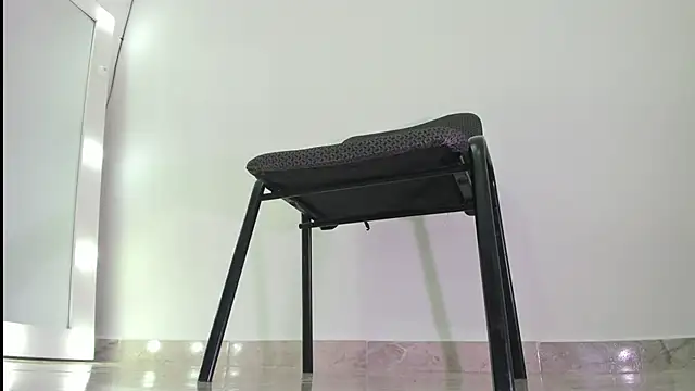 Madeleine  w online show from 03.10.25