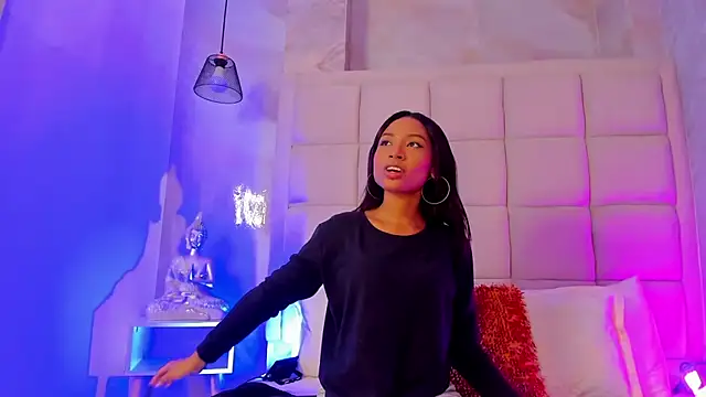 Snapshot of andymiller_ chatting on 11.29.25 andymiller online show from 11.29.25