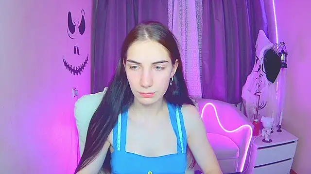 NikaStark  online show from 11.04.25