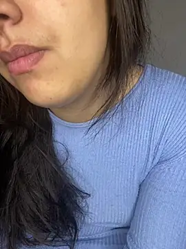 yassminsexy22 online show from 02.08.25