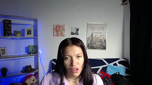 Snapshot of Sian__1 chatting on 12.23.24 Sian 1 online show from 12.23.24