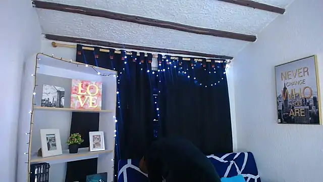 Snapshot of Sian__1 chatting on 02.12.25 Sian 1 online show from 02.12.25