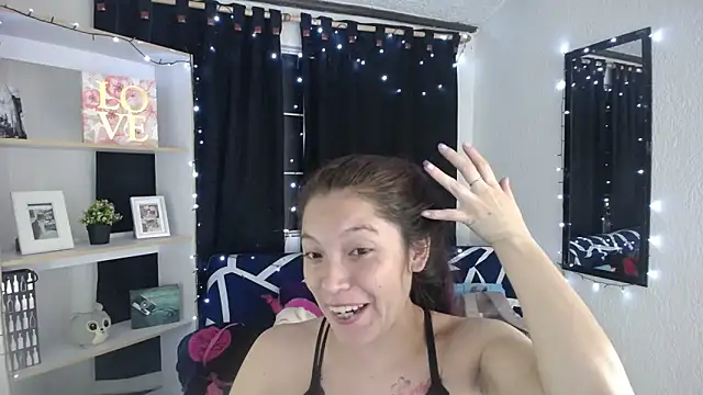 Snapshot of Sian__1 chatting on 02.28.25 Sian 1 online show from 02.28.25
