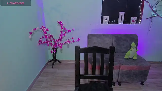 CamilaHarperr  online show from 12.04.25