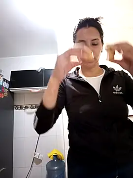 Bonny Klote online show from 10.06.25