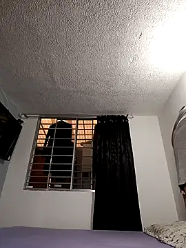 Bonny Klote online show from 10.25.25