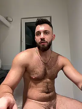 Snapshot of LoveIsBlind_ chatting on 12.07.24 LoveIsBlind  online show from 12.07.24