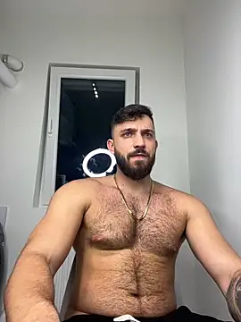 Snapshot of LoveIsBlind_ chatting on 12.08.24 LoveIsBlind  online show from 12.08.24