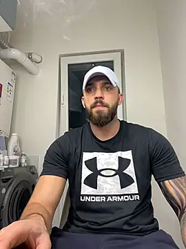 Snapshot of LoveIsBlind_ chatting on 12.22.24 LoveIsBlind  online show from 12.22.24