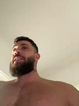 Snapshot of LoveIsBlind_ chatting on 09.16.25 LoveIsBlind  online show from 09.16.25