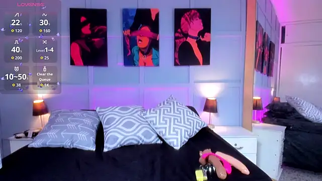 Elizabeth Santos online show from 09.11.25