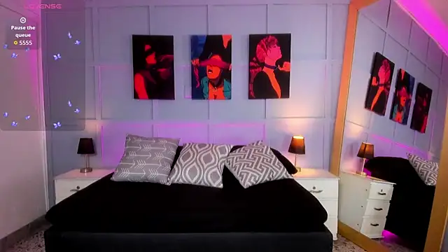 Elizabeth Santos online show from 11.22.25