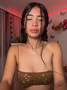 Snapshot of lina_pink chatting on 12.03.24 lina pink online show from 12.03.24